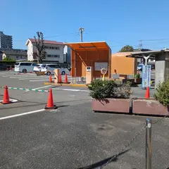 川越市役所駐車場（平日無料･休日有料）