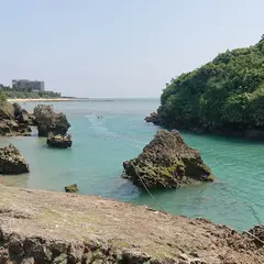 エージナ島
