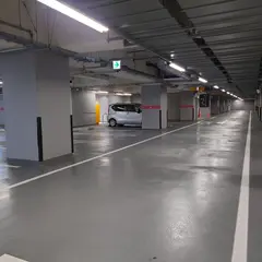タイムズビナガーデンズパーチ
