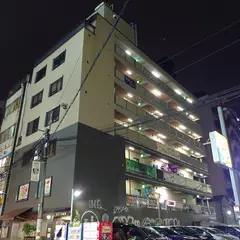 スペース難波