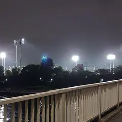潮見野球場・庭球場駐車場