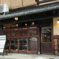 イワタコマチヤ