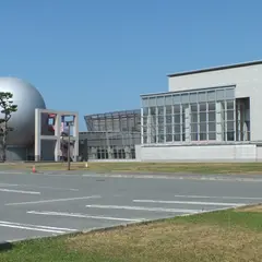 河北町立中央図書館