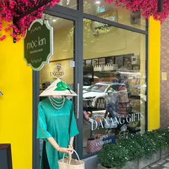 Mộc Lan Souvenir Shop