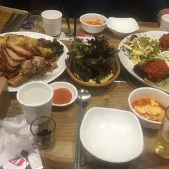 마늘보쌈 굴선생