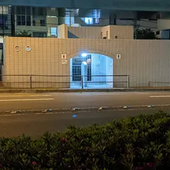 公衆トイレ 前田橋