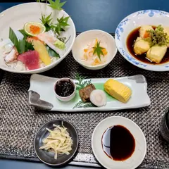 すし・割烹 お食事処 わらびの