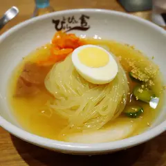 ぴょんぴょん舎 Te-su