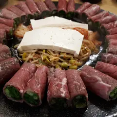 アスラ
