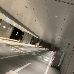 オービック御堂筋ビル駐車場