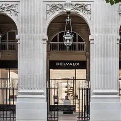 Delvaux Palais Royal