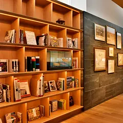 CAFE SKY LIBRARY ポルトムインターナショナル北海道