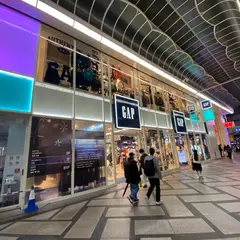 Gapストア 心斎橋店