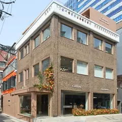카린 성수 플래그십 스토어 CARIN SEONGSU FLAGSHIP STORE