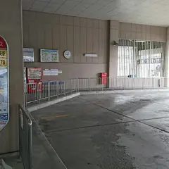 月寒中央駅