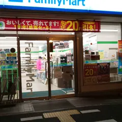 ファミリーマート 豊中上野西店