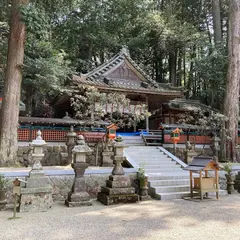 都祁山口神社