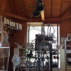 雑貨屋いちごや