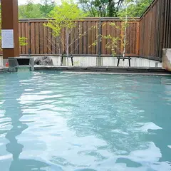 湯けむり館