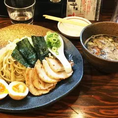 ラーメン龍の家 新宿小滝橋通り店