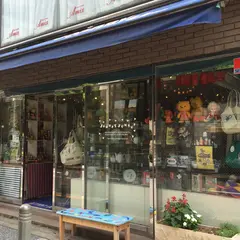 ジョニージャンプアップ