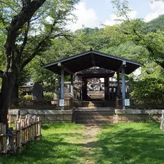 武田信玄公の墓