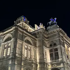 ウィーン国立歌劇場（Wiener Staatsoper）