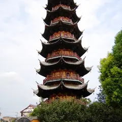 龍華寺（Longhua Temple）