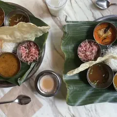 南インドの定食と軽食 三燈舎