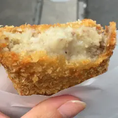 金賞コロッケ 本店