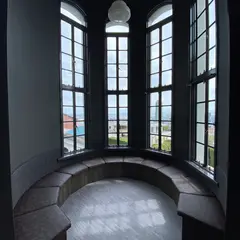 うろこの家・うろこ美術館