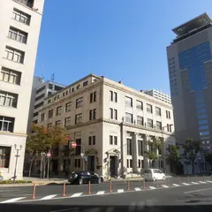 チャータードビル