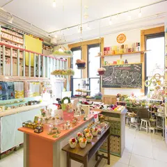 プリザーブドフラワーショップ・プンダミリア本店