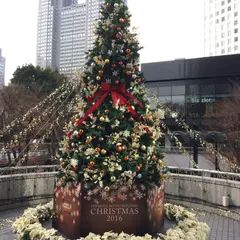 新宿三井ビル