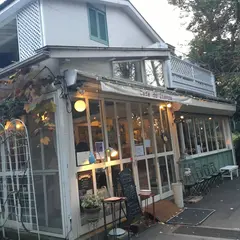 カフェ・ドゥ・リエーヴル うさぎ館 （cafe du lievre）