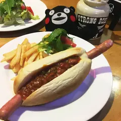 ストロングボスサルーン