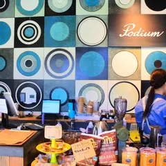 Podium cafe