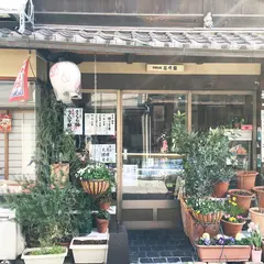 名月堂