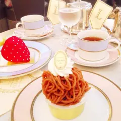 Ladurée Tokyo Nihombashi