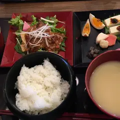 発酵食堂カモシカ