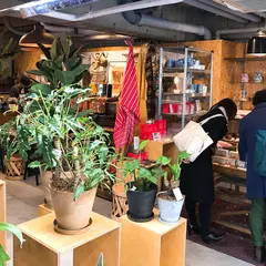 BRICK & MORTAR (ブリック＆モルタル) 中目黒本店 