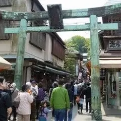 青銅の鳥居