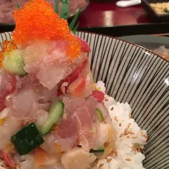 伊豆鮮魚商 まるたか