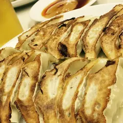 ぎょうざ専門店 赤萬 元町店