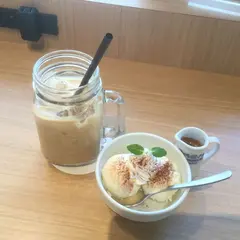 カフィス