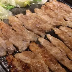 とん豚テジ 新宿店