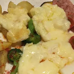 シチューとラクレットの店 cocotte