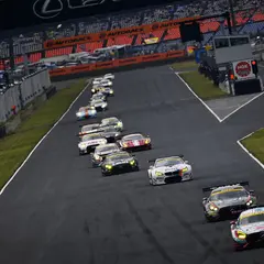オートポリスサーキット