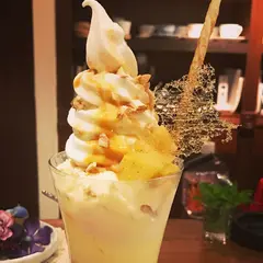 カフェ エ クラフト ユエ