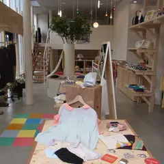 l'atelier du savon 代官山路面店